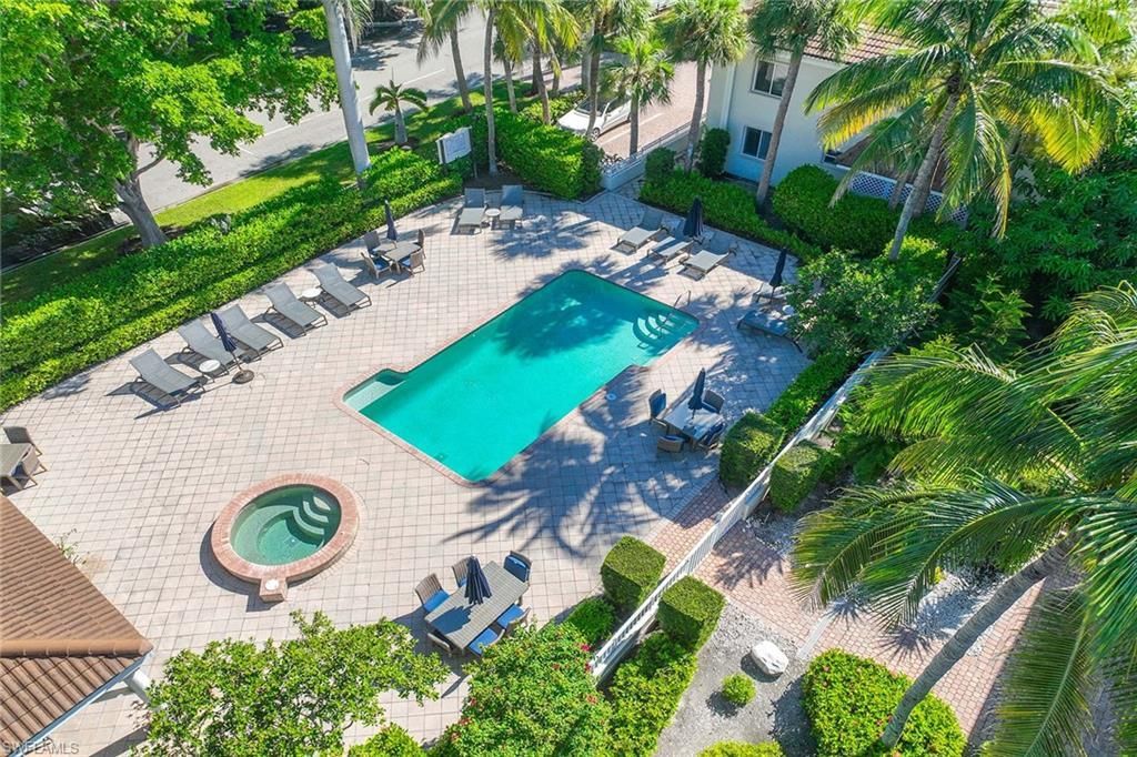 950 7th Ave S, Unit 14, Naples, FL 34102 Photo