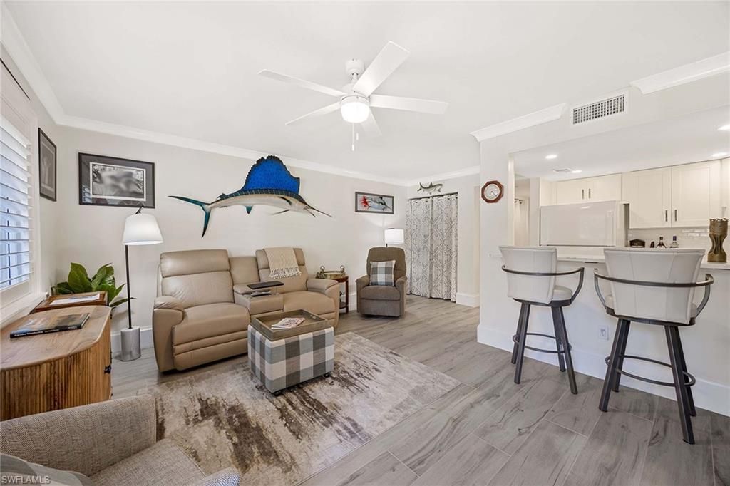 950 7th Ave S, Unit 14, Naples, FL 34102 Photo