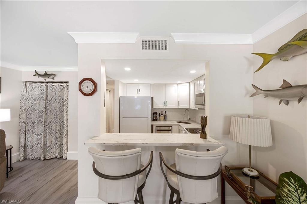 950 7th Ave S, Unit 14, Naples, FL 34102 Photo