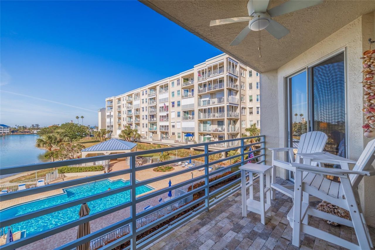 7902 Sailboat Key Boulevard S, Unit 206, South Pasadena, FL 33707 Photo