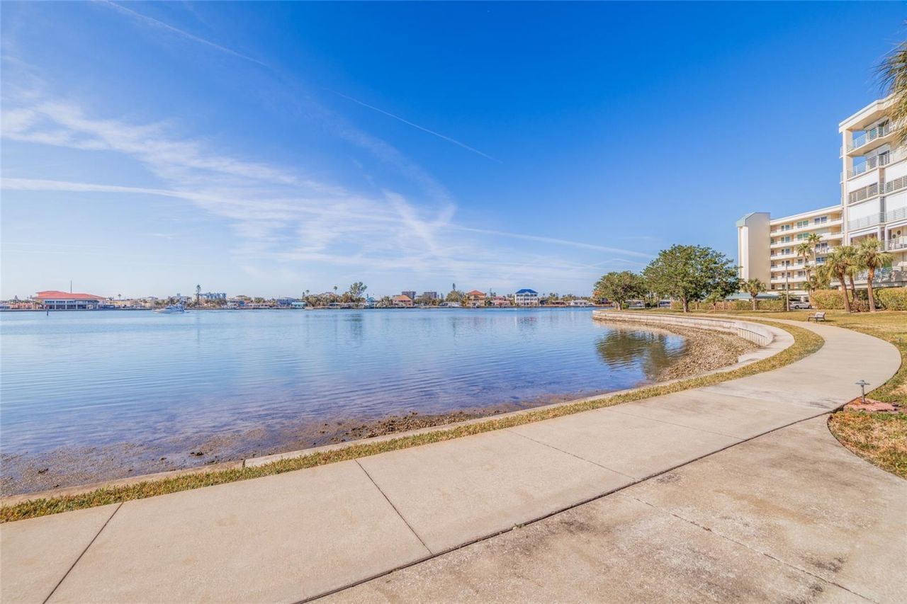 7902 Sailboat Key Boulevard S, Unit 206, South Pasadena, FL 33707 Photo