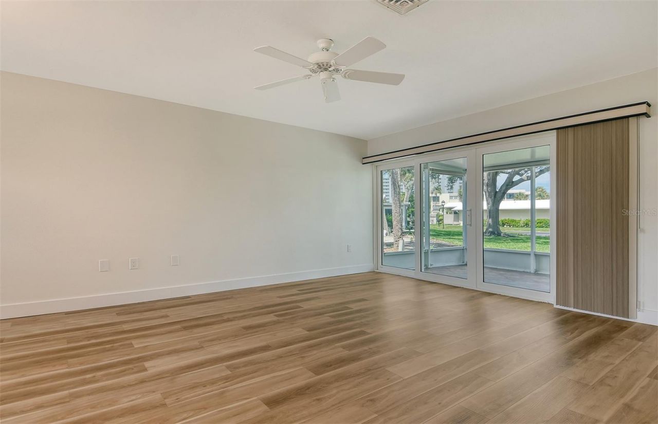 119 Whispering Sands Circle, Unit V36, Sarasota, FL 34242 Photo