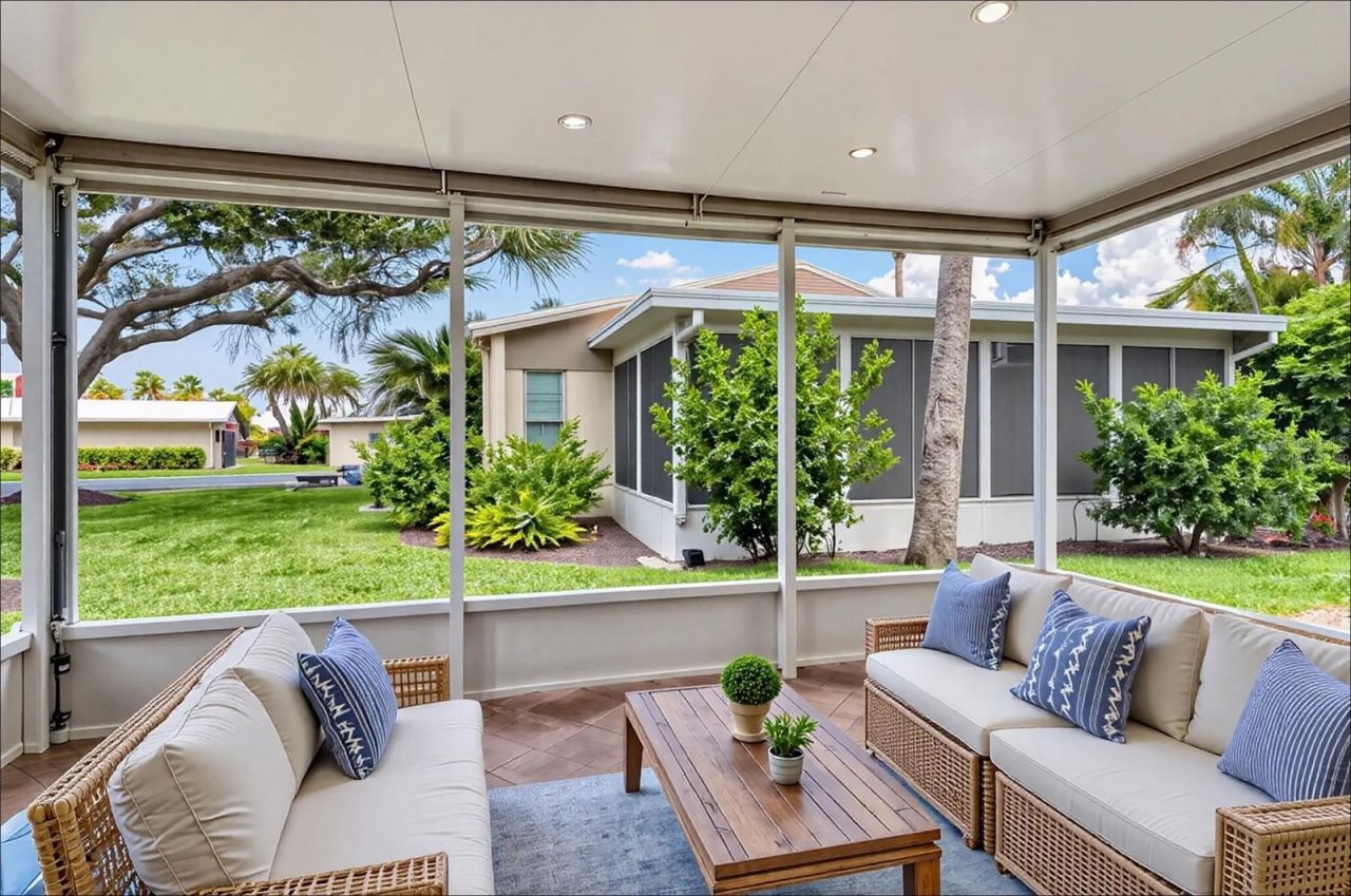 119 Whispering Sands Circle, Unit V36, Sarasota, FL 34242 Photo