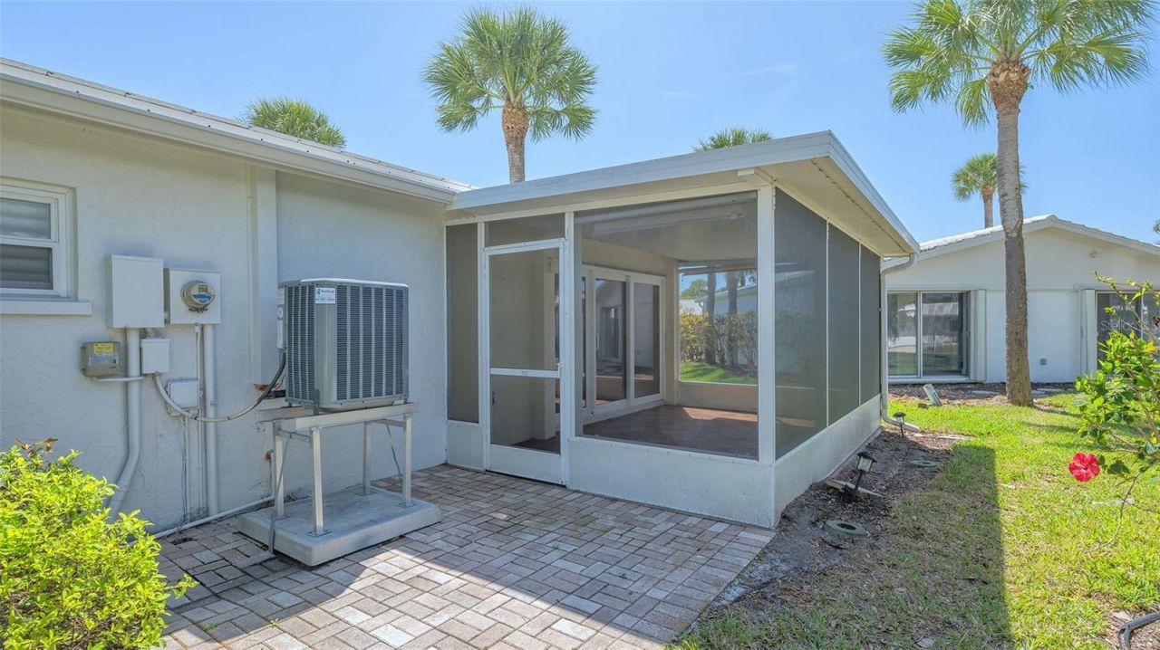 119 Whispering Sands Circle, Unit V36, Sarasota, FL 34242 Photo