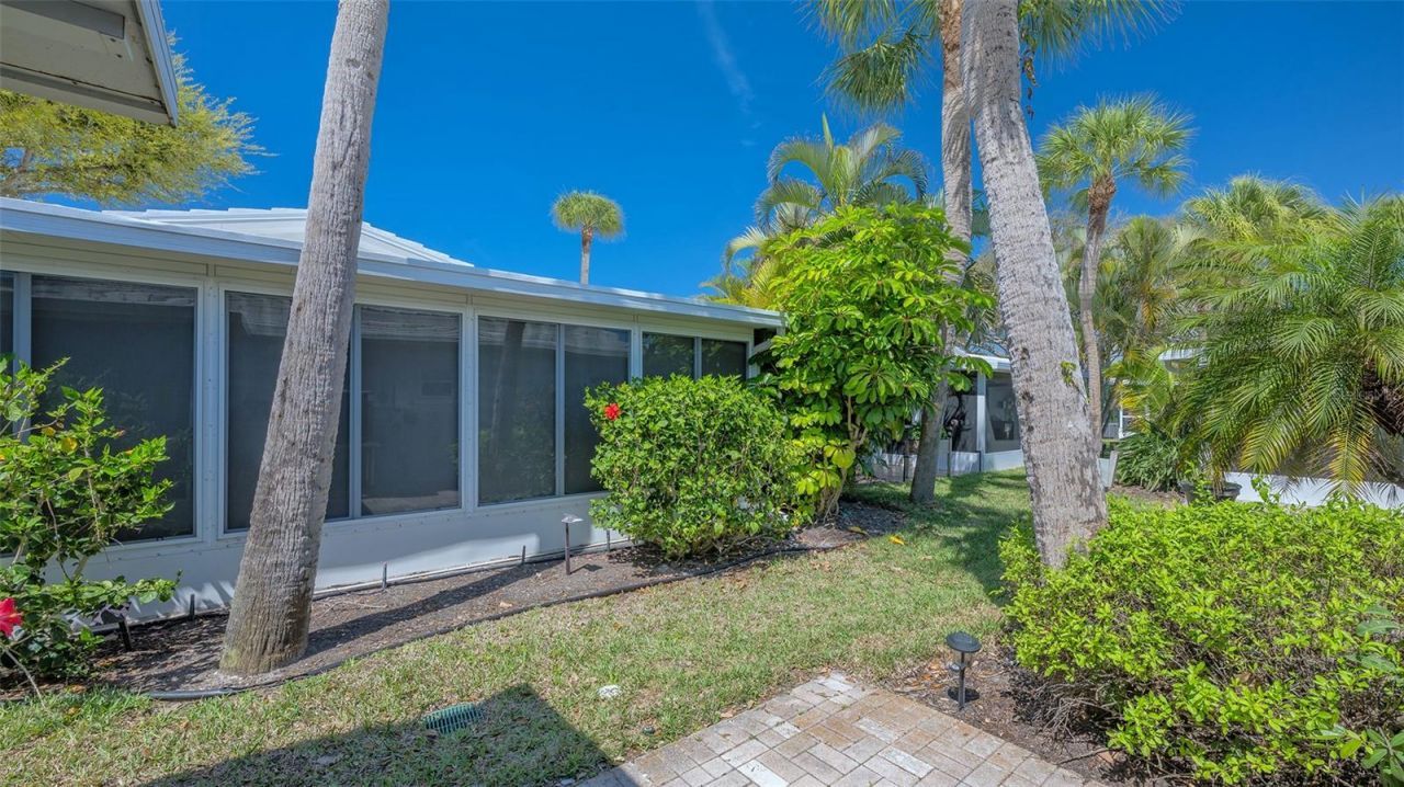 119 Whispering Sands Circle, Unit V36, Sarasota, FL 34242 Photo