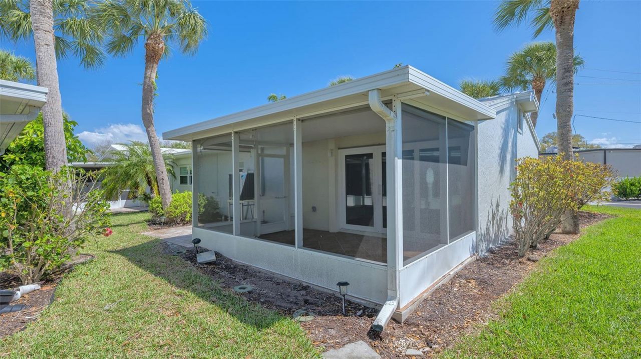 119 Whispering Sands Circle, Unit V36, Sarasota, FL 34242 Photo