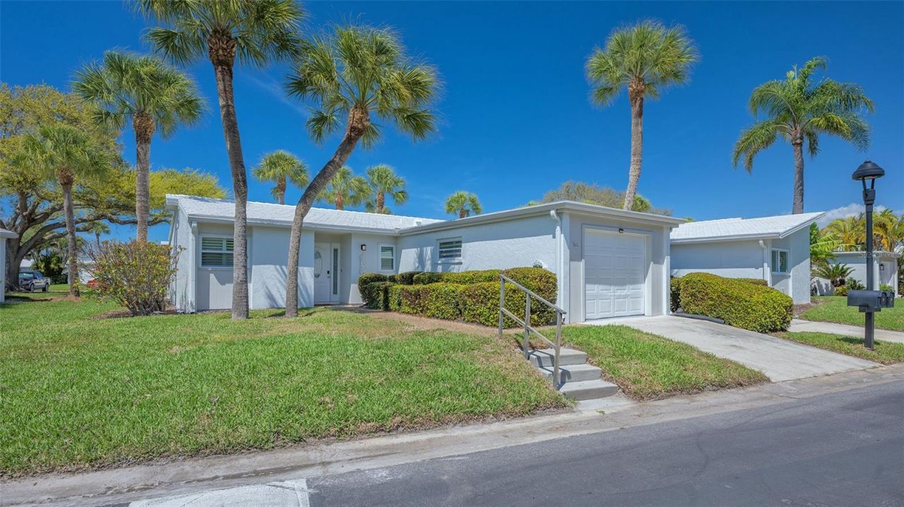 119 Whispering Sands Circle, Unit V36, Sarasota, FL 34242 Photo