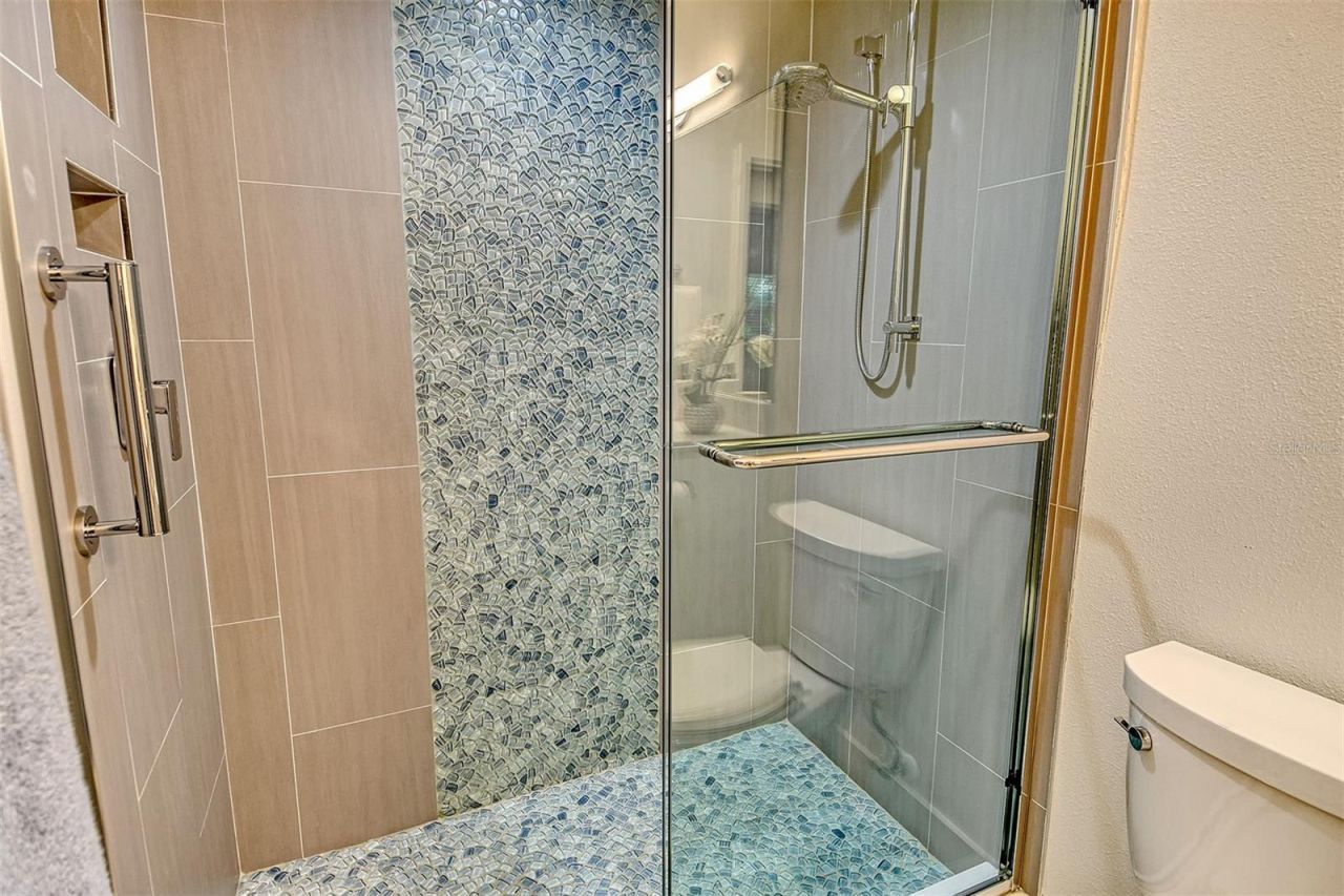 119 Whispering Sands Circle, Unit V36, Sarasota, FL 34242 Photo