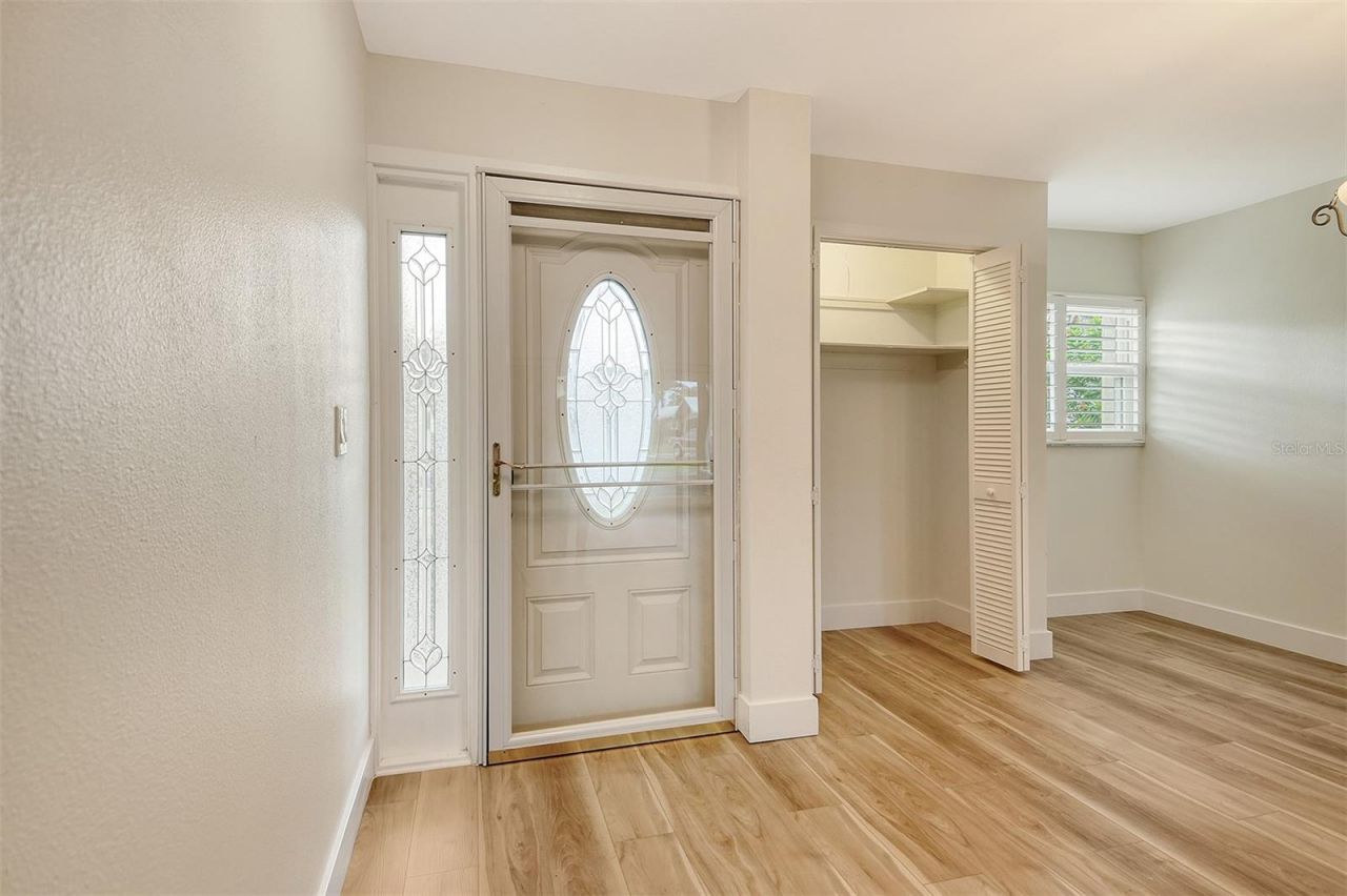 119 Whispering Sands Circle, Unit V36, Sarasota, FL 34242 Photo