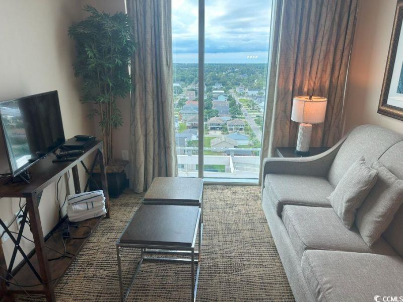 2100 N Ocean Blvd. Photo 16