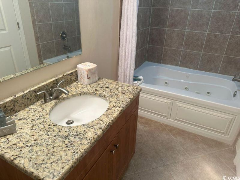 2100 N Ocean Blvd. Photo 27