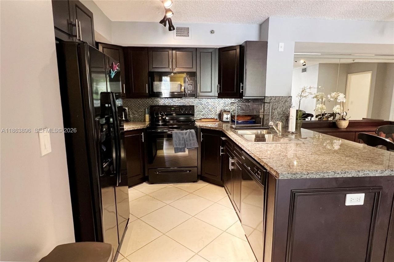 19555 E Country Club Dr, Unit 8305, Aventura, FL 33180 Photo