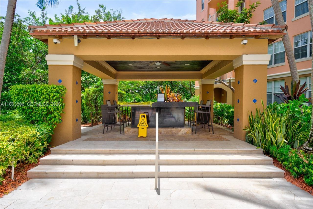 19555 E Country Club Dr, Unit 8305, Aventura, FL 33180 Photo