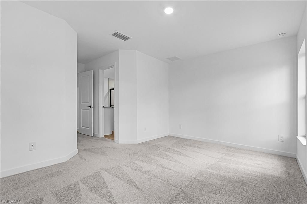 156 Yager Cir, Fort Myers, FL 33913 Photo