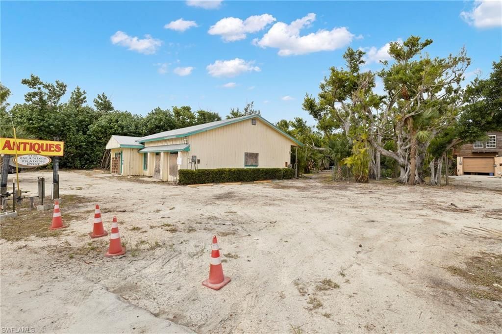 1446 & 1444 Periwinkle Way, Sanibel, FL 33957 Photo