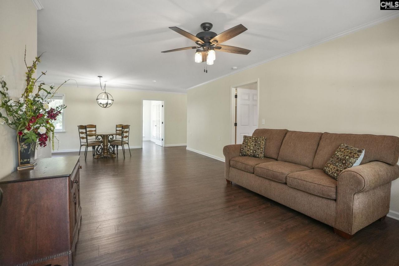 17 Knotty Pine Lane Photo 6