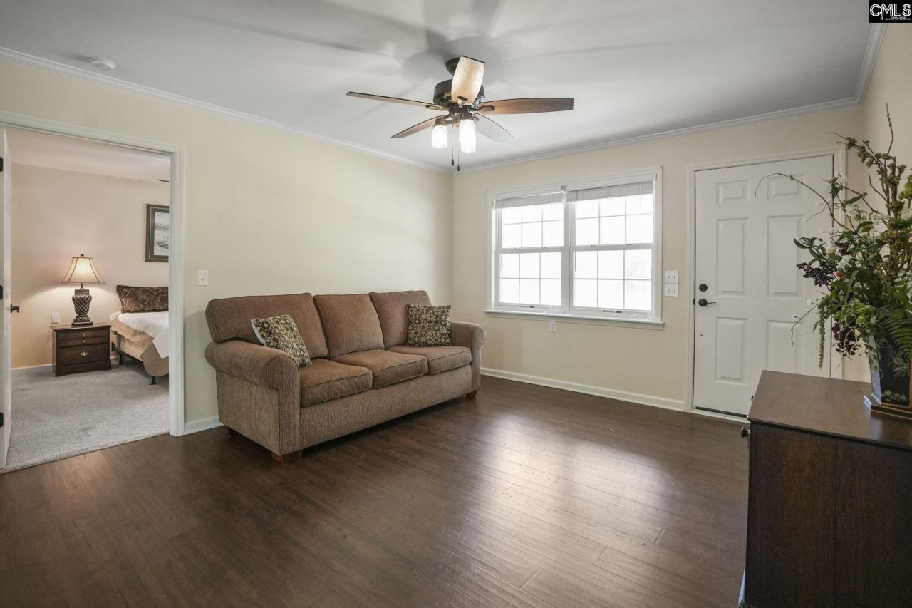 17 Knotty Pine Lane Photo 7