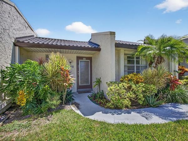 224 Lake Constance Drive, Unit #224, West Palm Beach, FL 33411