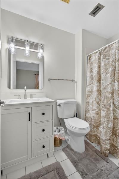 224 Lake Constance Drive, Unit #224, West Palm Beach, FL 33411 Photo