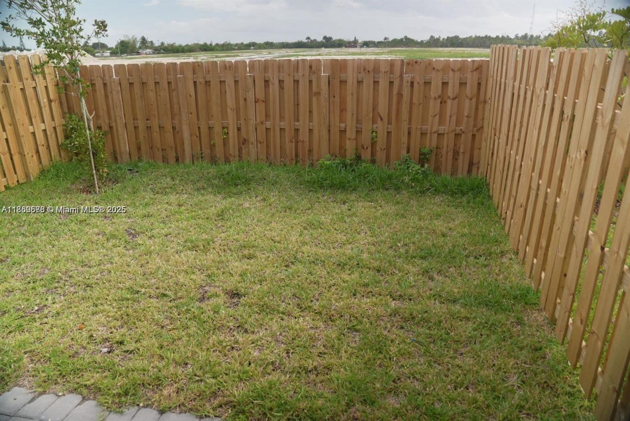 18970 SW 345th Ter, Homestead, FL 33034 Photo