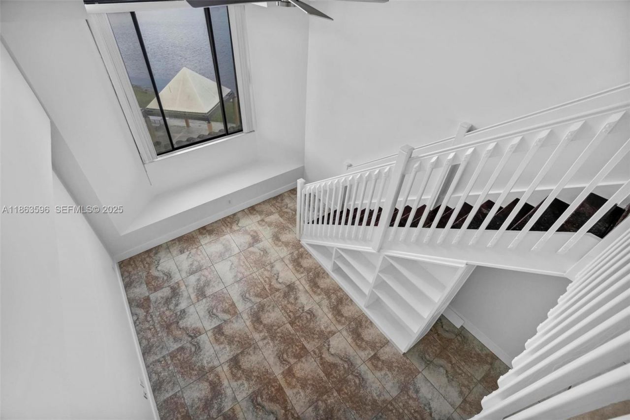 15549 N Miami Lakeway N, Unit 306, Miami Lakes, FL 33014 Photo