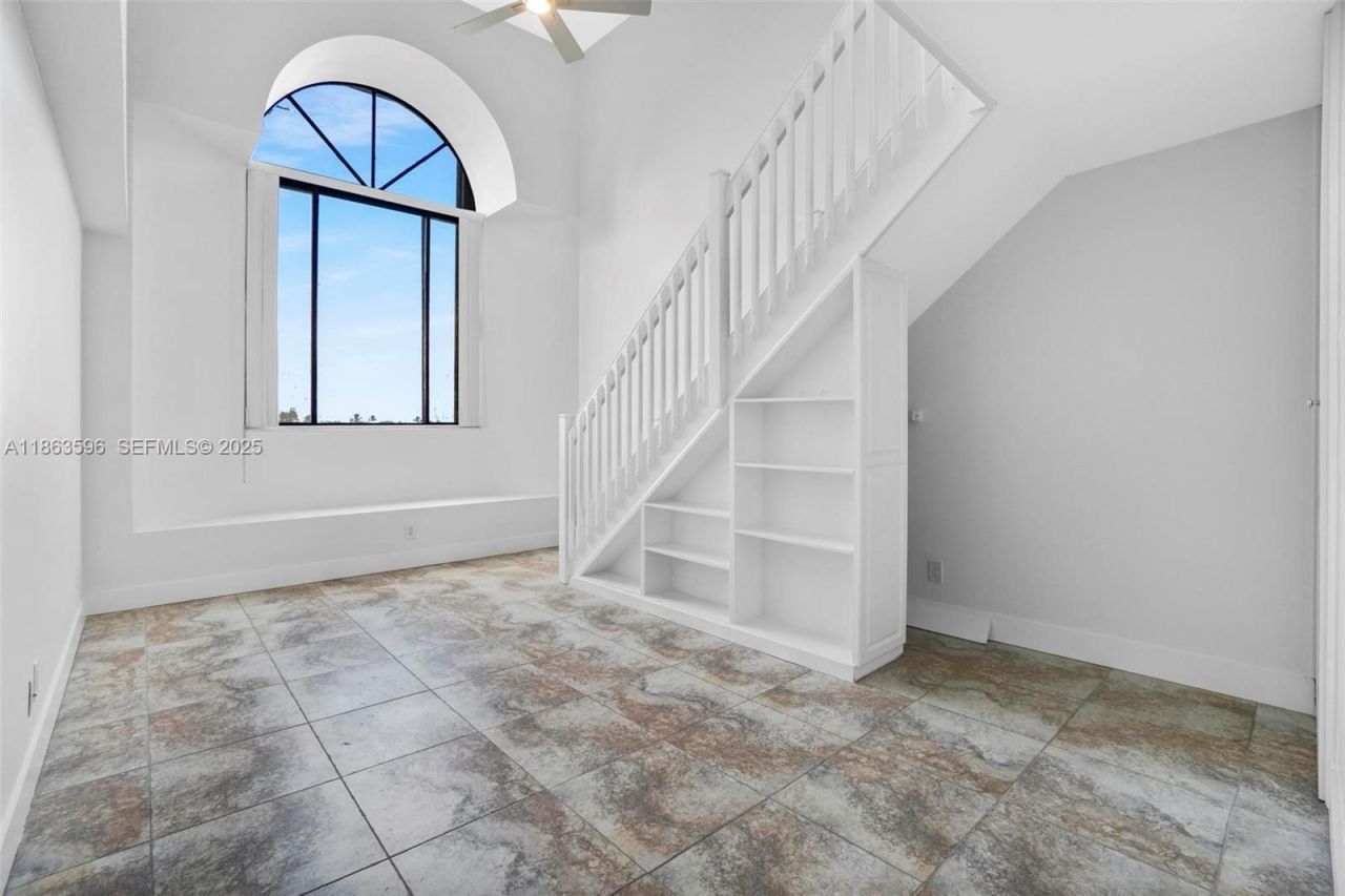 15549 N Miami Lakeway N, Unit 306, Miami Lakes, FL 33014 Photo