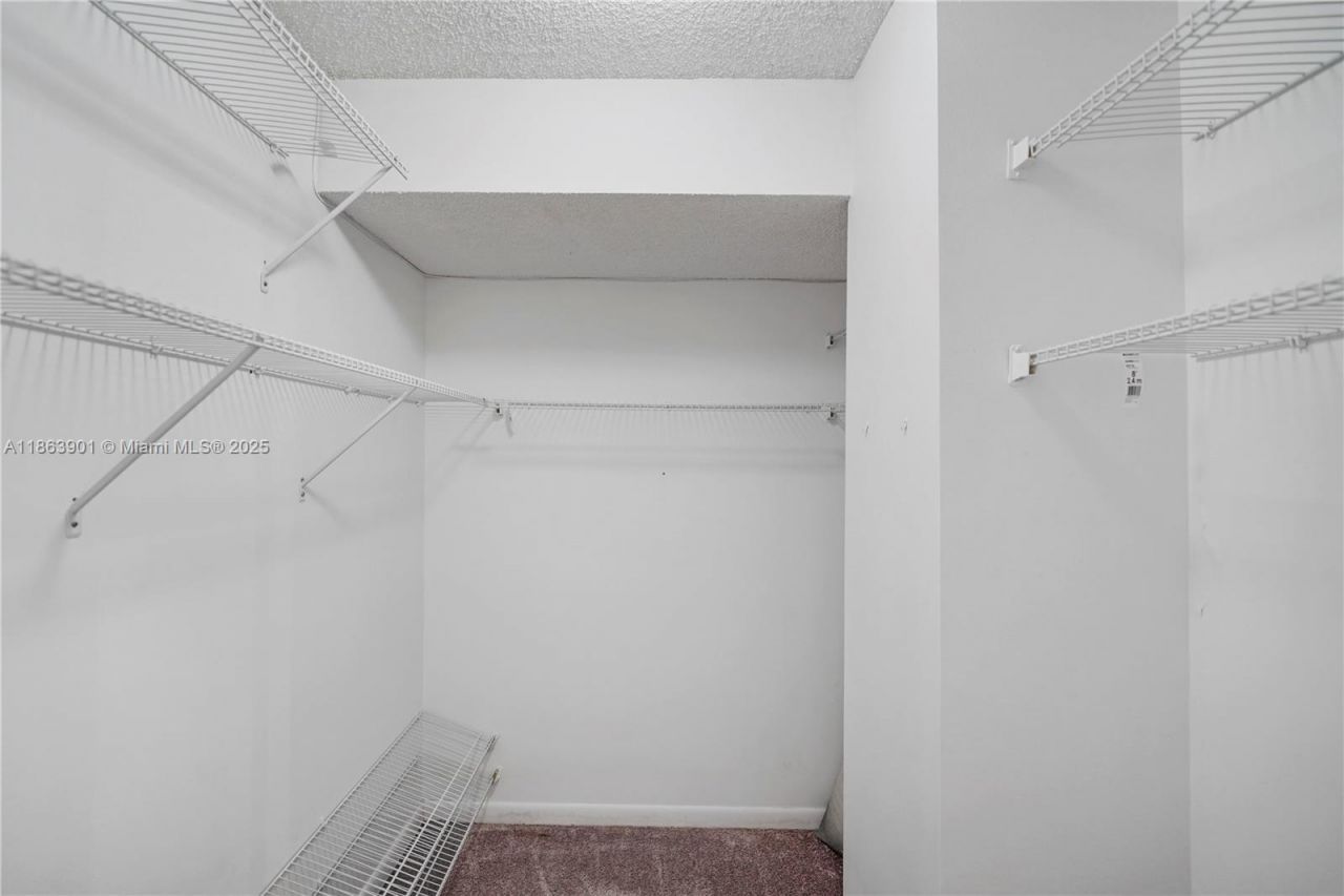 2500 Parkview Dr, Unit 2408, Hallandale Beach, FL 33009 Photo