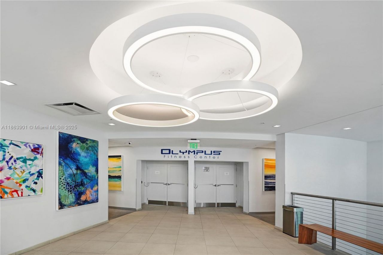 2500 Parkview Dr, Unit 2408, Hallandale Beach, FL 33009 Photo