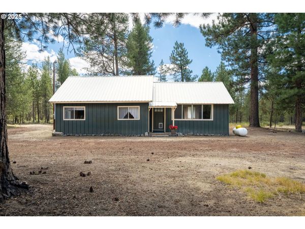 652 CHAPMAN ST, Gilchrist, OR 97737