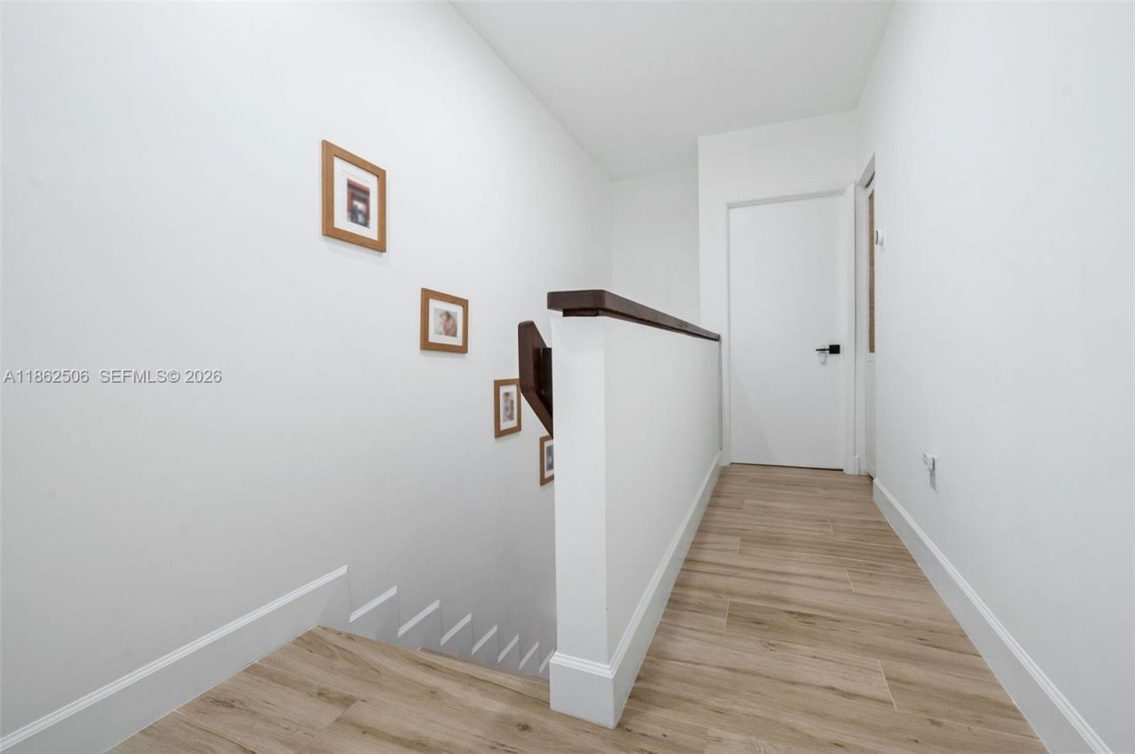 2600 Cardena St, Unit 11, Coral Gables, FL 33134 Photo