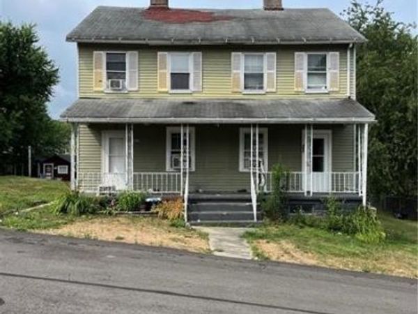 415 1st Street, Lemont Furnace, PA 15456