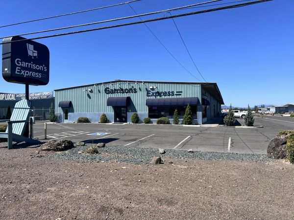 6435 Crater Lake Highway, Central Point, OR 97502