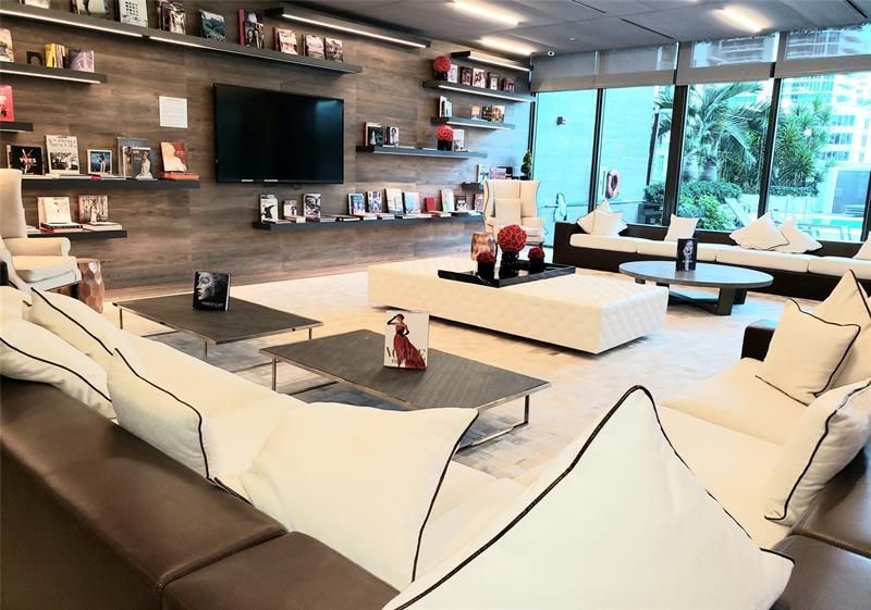 1080 Brickell Avenue, Unit 2105, Miami, FL 33131 Photo