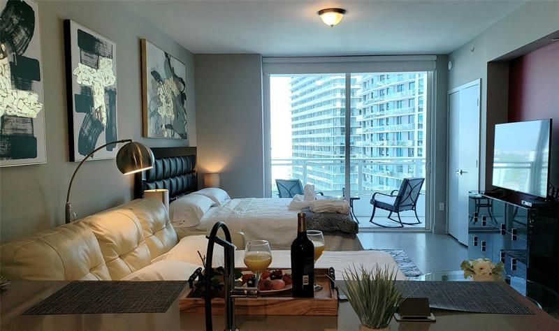 1080 Brickell Avenue, Unit 2105, Miami, FL 33131 Photo