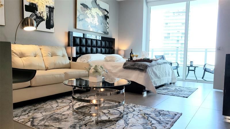 1080 Brickell Avenue, Unit 2105, Miami, FL 33131 Photo