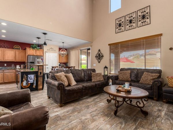6084 W YORKTOWN Way, Florence, AZ 85132