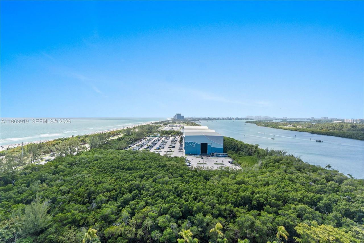 100 Bayview Dr, Unit 1924, Sunny Isles Beach, FL 33160 Photo
