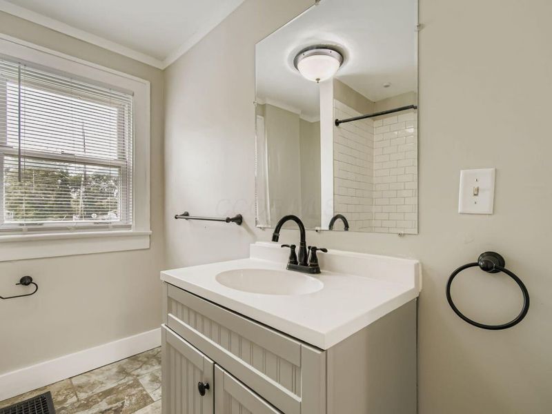 19 E Castle Road, Columbus, OH 43207 Photo 21
