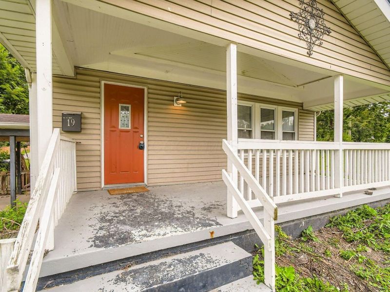 19 E Castle Road, Columbus, OH 43207 Photo 3