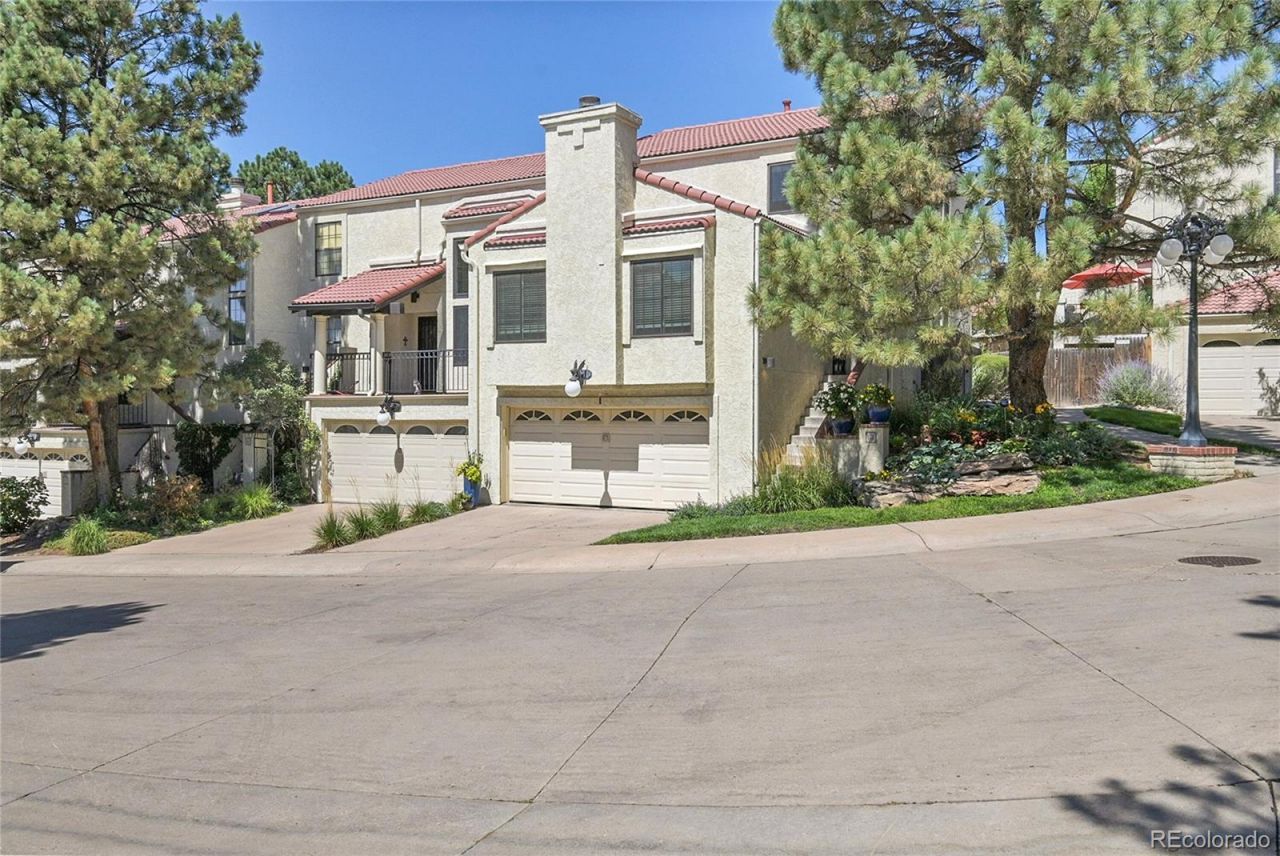 1600 S Quebec Way, Unit 67, Denver, CO 80231 Main Photo