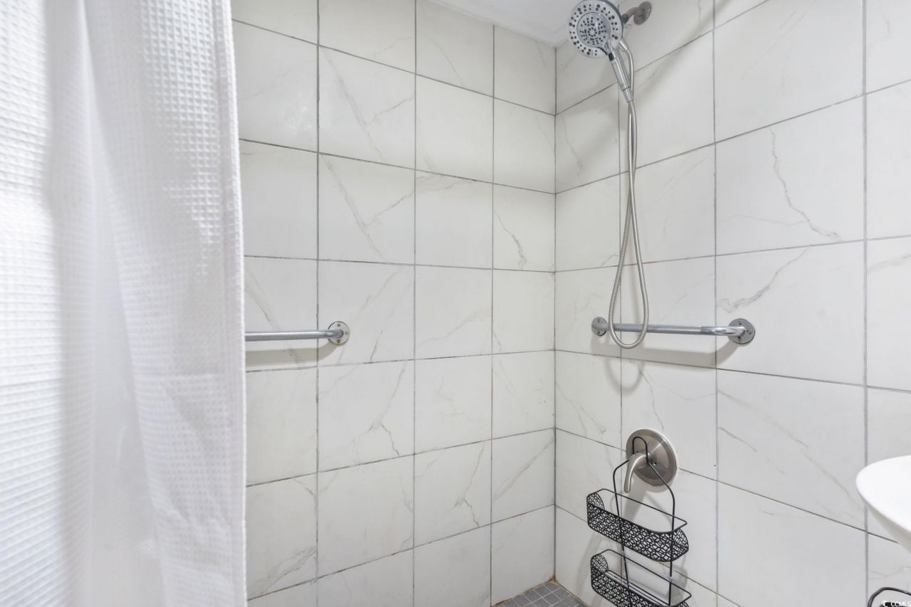 7509 N Ocean Blvd. Photo 21