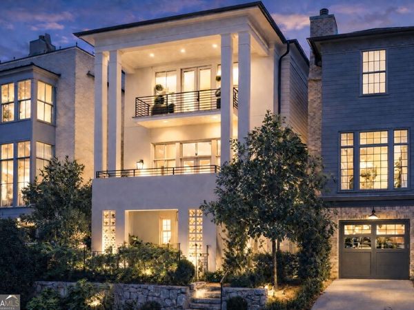 81 Delmont Drive NE, Atlanta, GA 30305