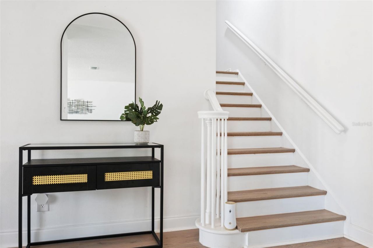 900 79th Street S, Saint Petersburg, FL 33707 Photo