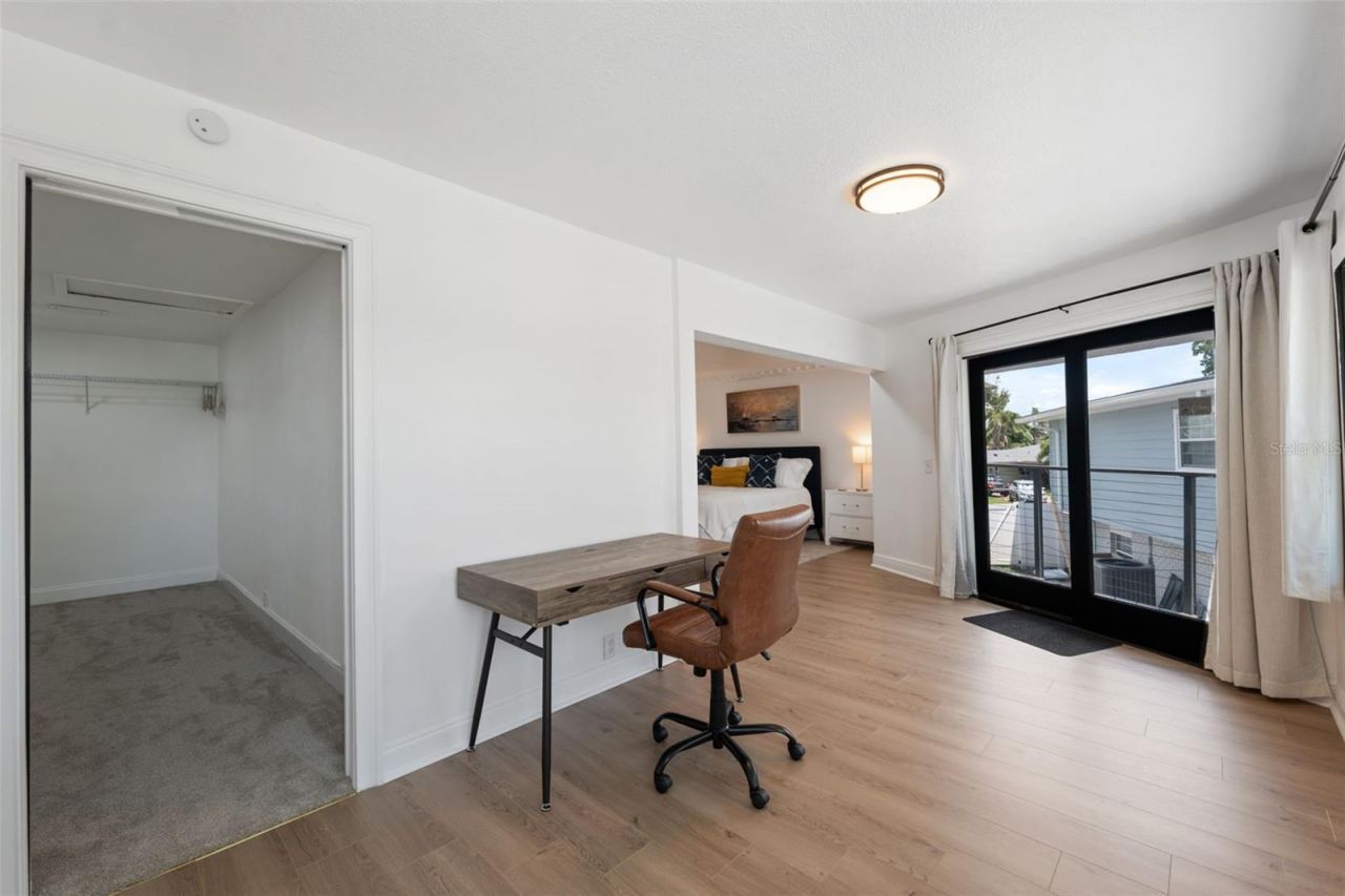 900 79th Street S, Saint Petersburg, FL 33707 Photo