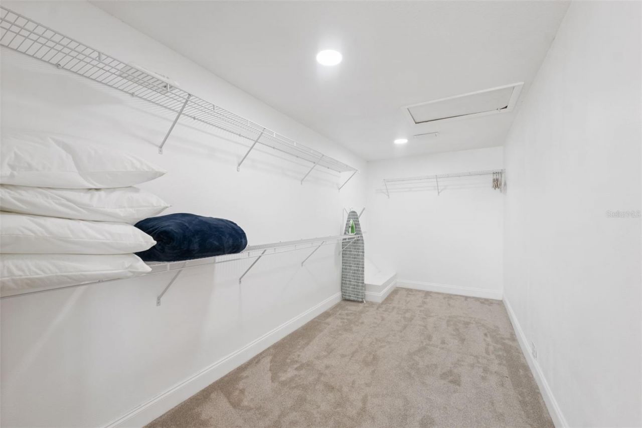 900 79th Street S, Saint Petersburg, FL 33707 Photo