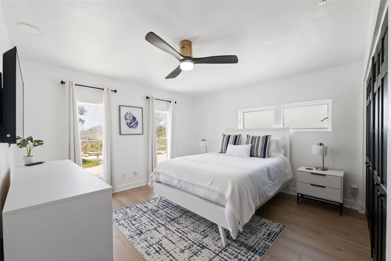 900 79th Street S, Saint Petersburg, FL 33707 Photo