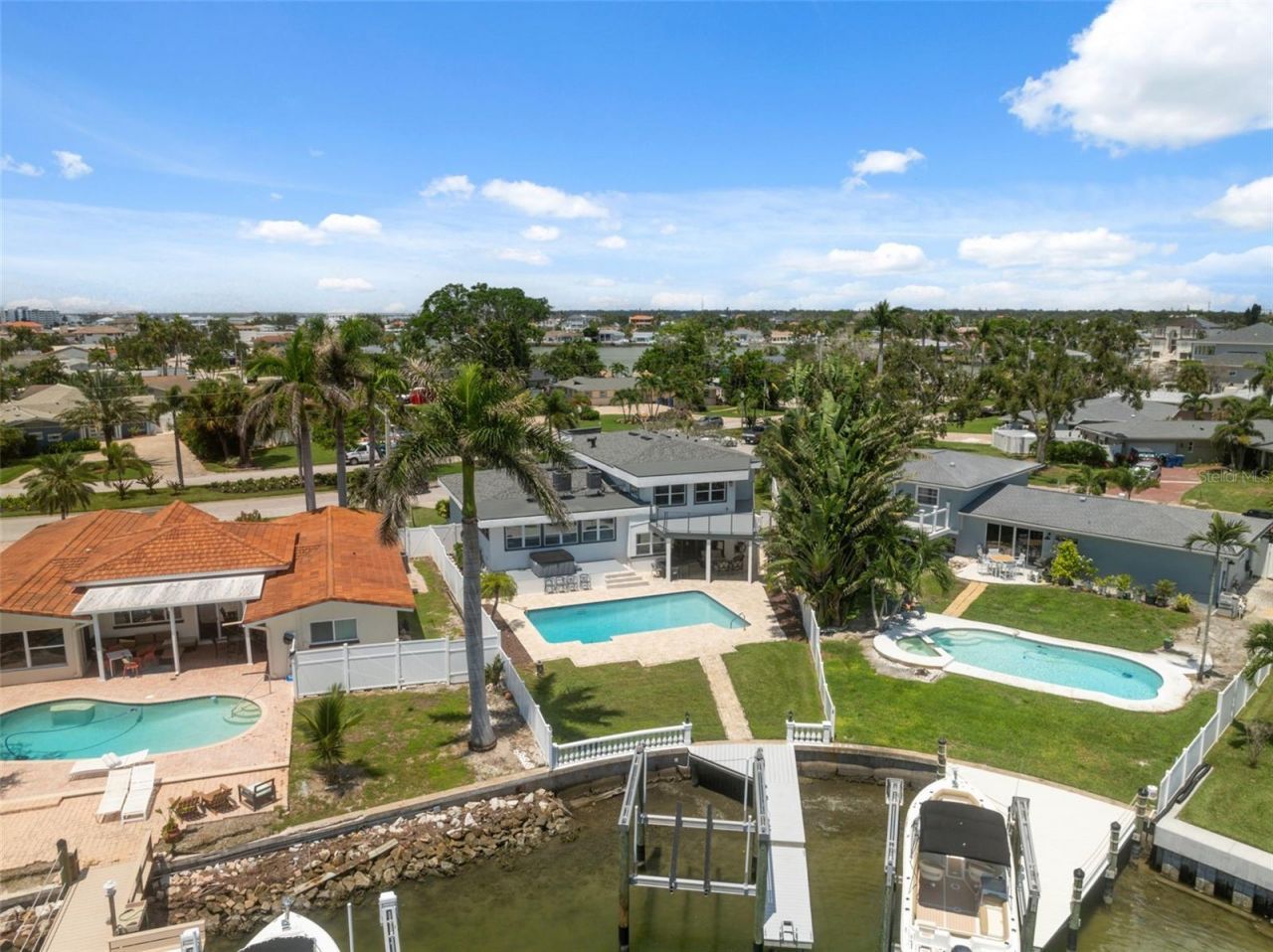 900 79th Street S, Saint Petersburg, FL 33707 Photo