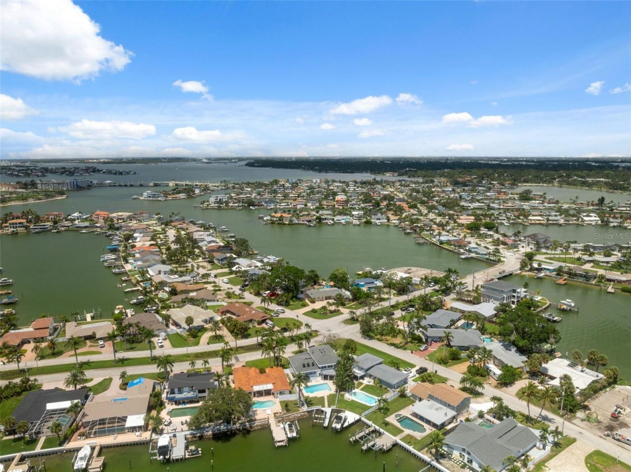 900 79th Street S, Saint Petersburg, FL 33707 Photo