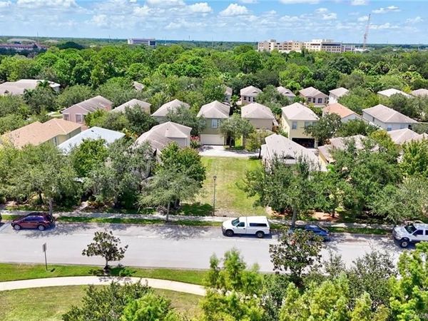 2495 SE Ruskin Drive, Port St Lucie, FL 34952