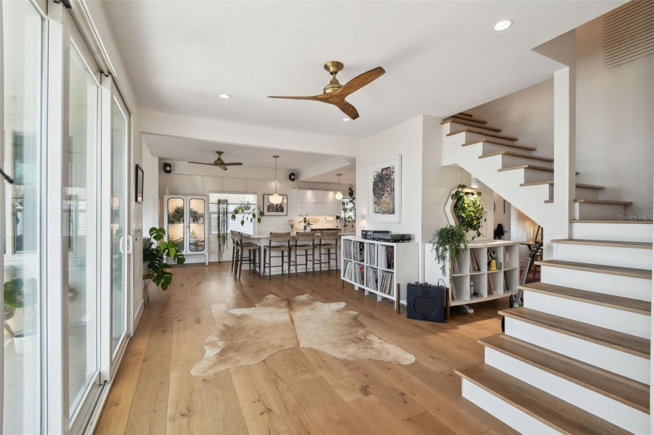 1640 Sea Breeze Drive, Tarpon Springs, FL 34689 Photo